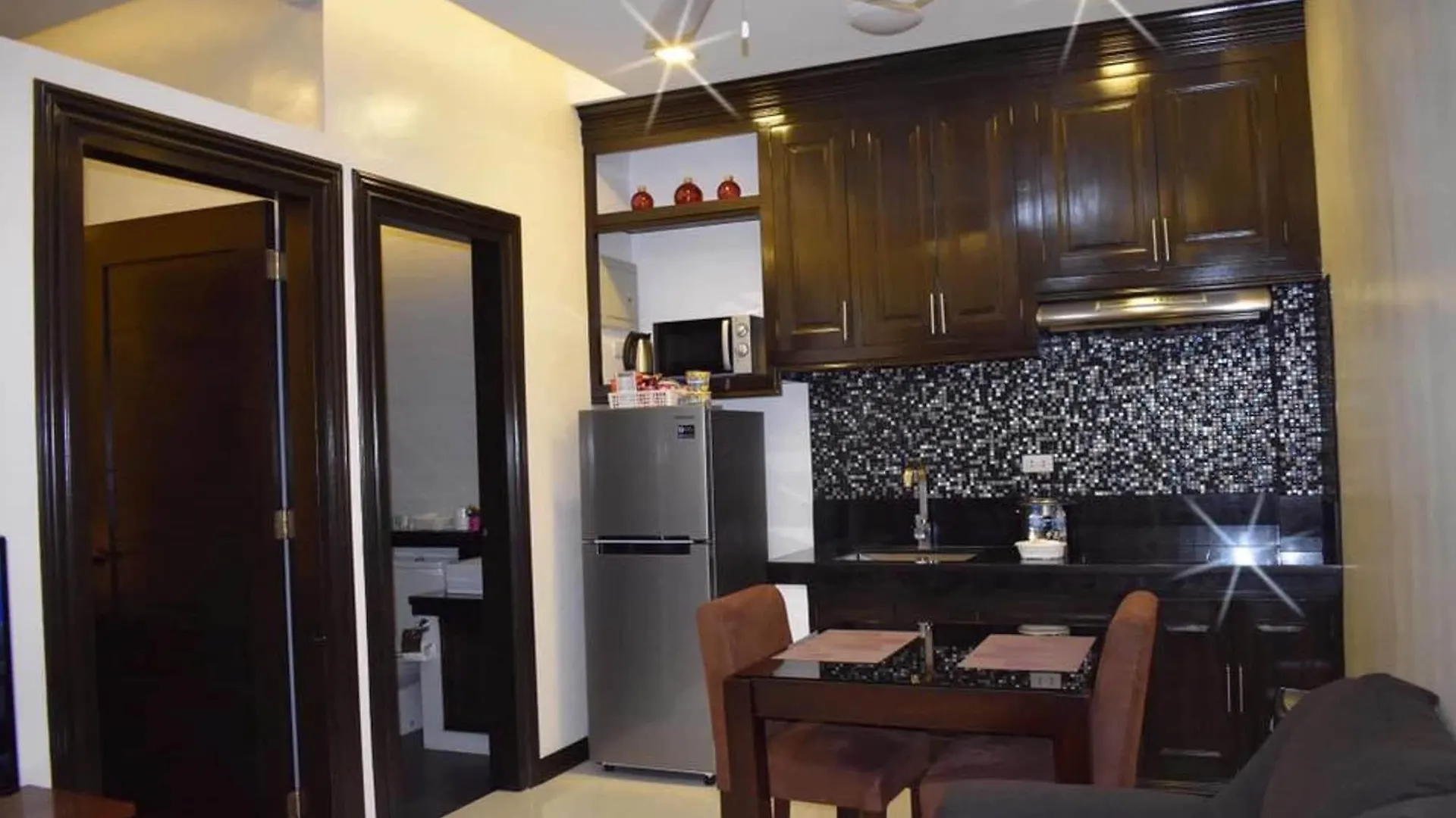 Jo Carter'S Hotel And Suites Angeles City