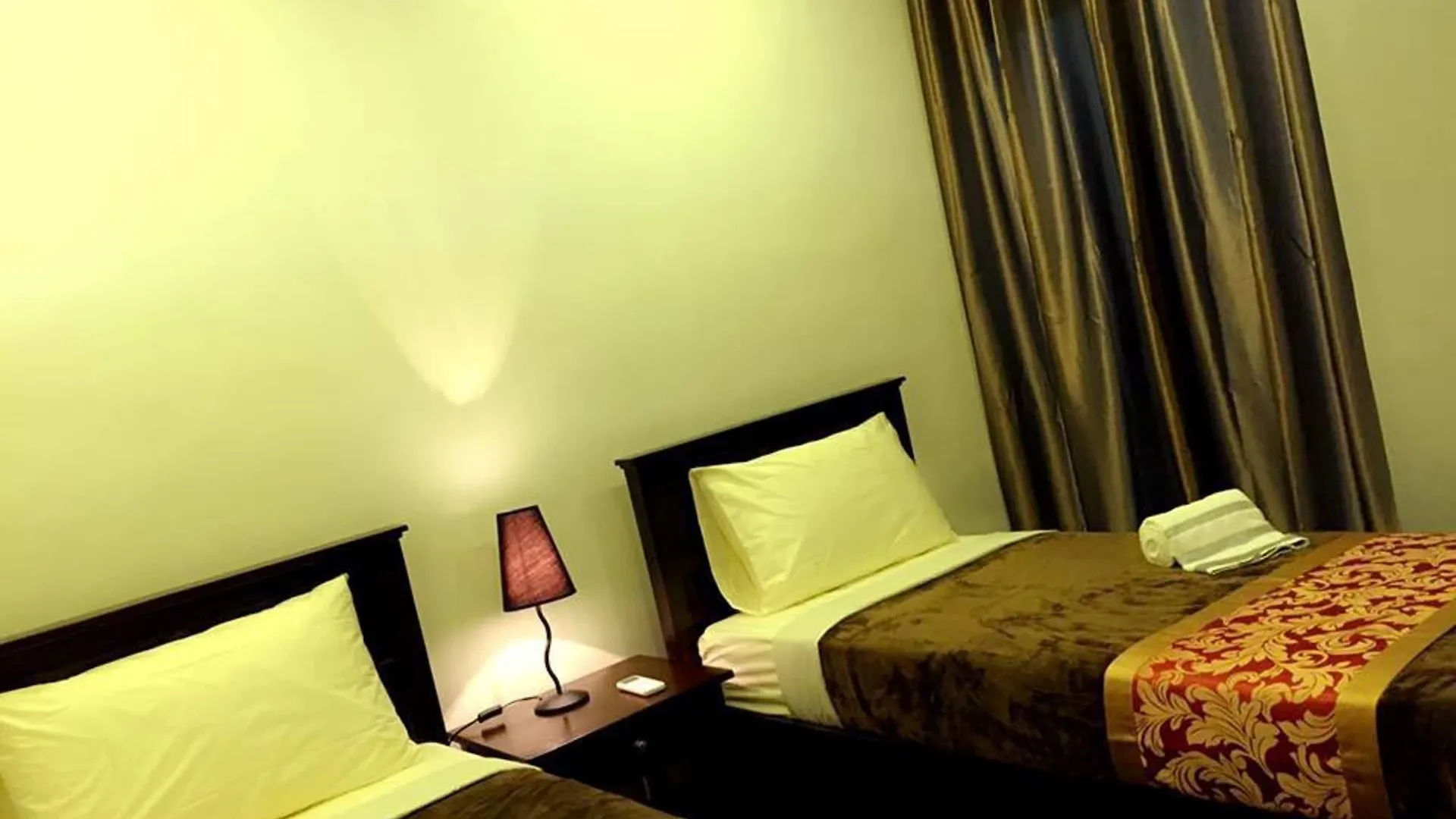 Jo Carter'S Hotel And Suites Angeles City