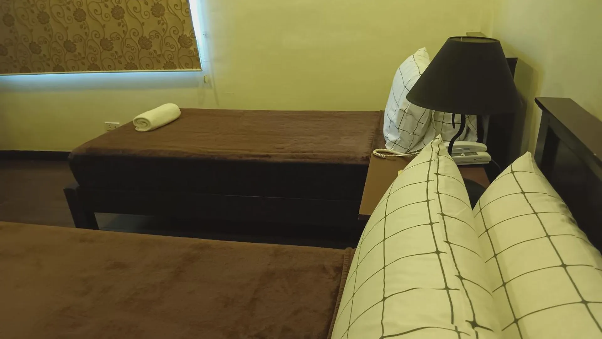 Jo Carter'S Hotel And Suites Angeles City