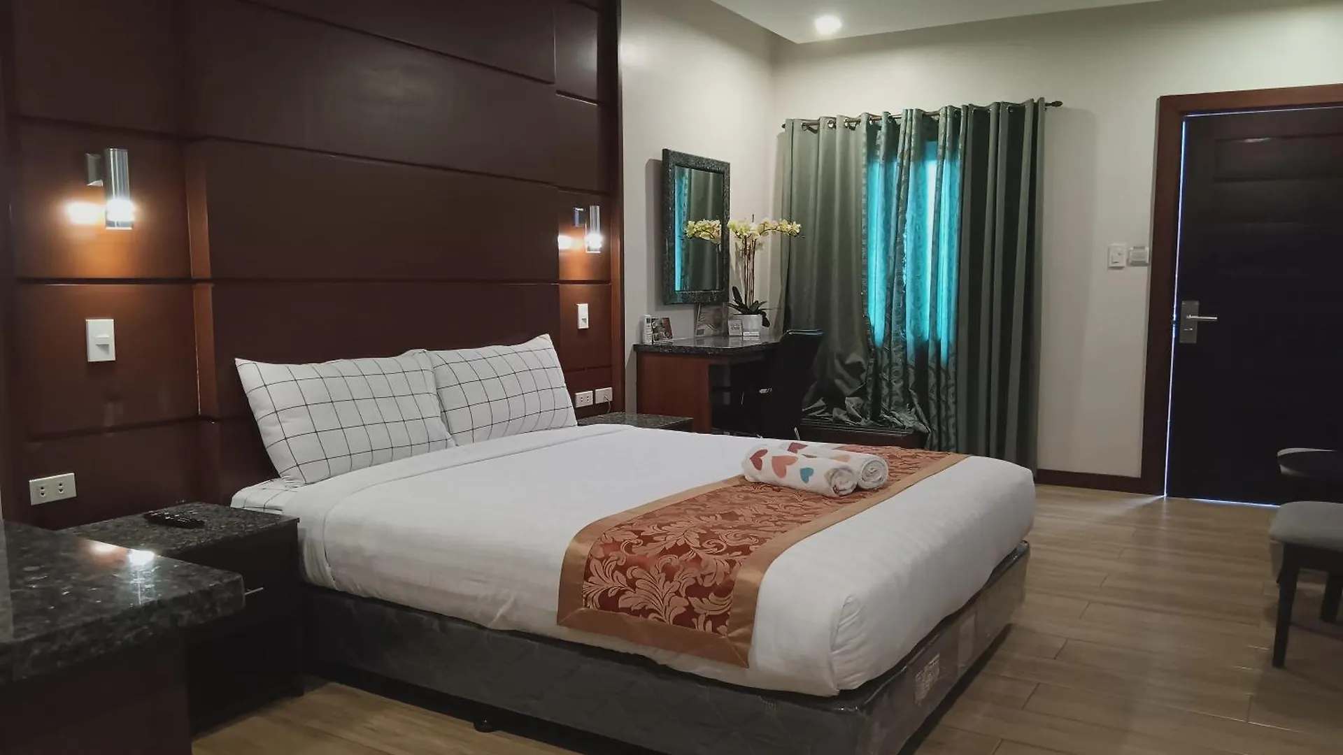 Jo Carter'S Hotel And Suites Angeles City