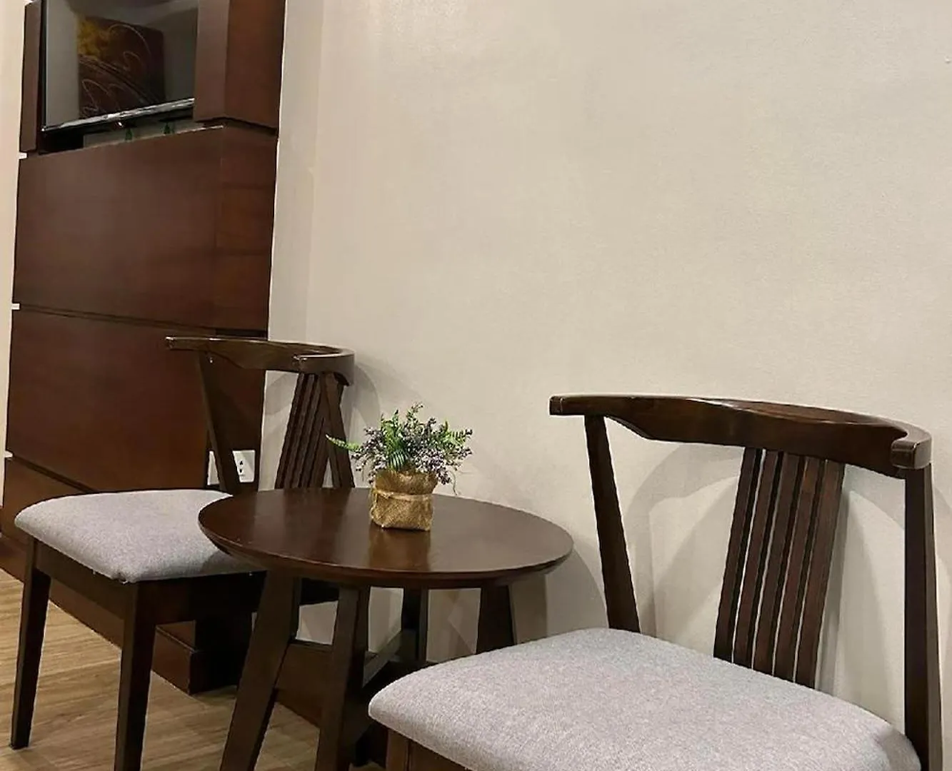 Jo Carter'S Hotel And Suites Angeles City
