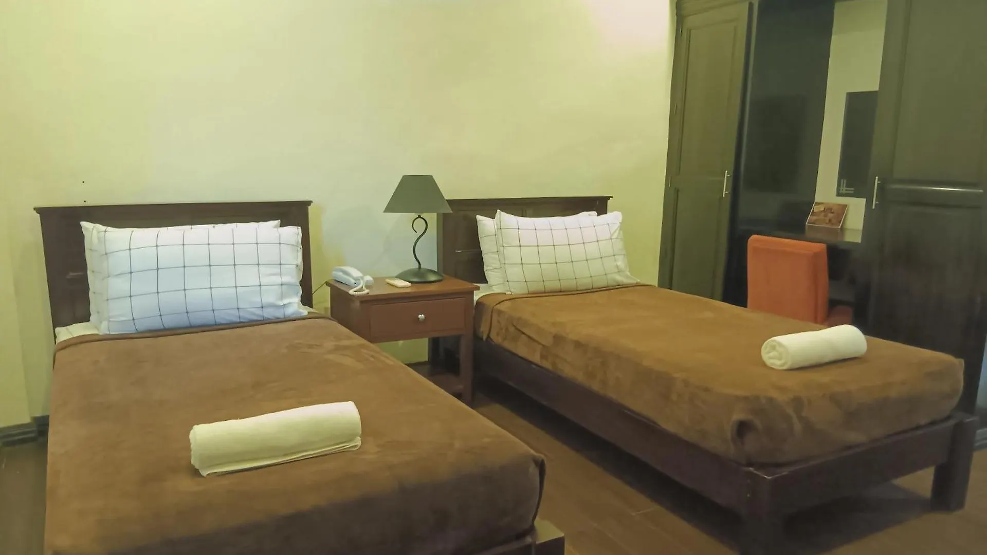 Jo Carter'S Hotel And Suites Angeles City 3*,  Philippines