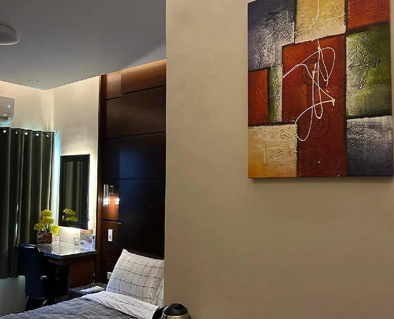 Jo Carter'S Hotel And Suites Angeles City
