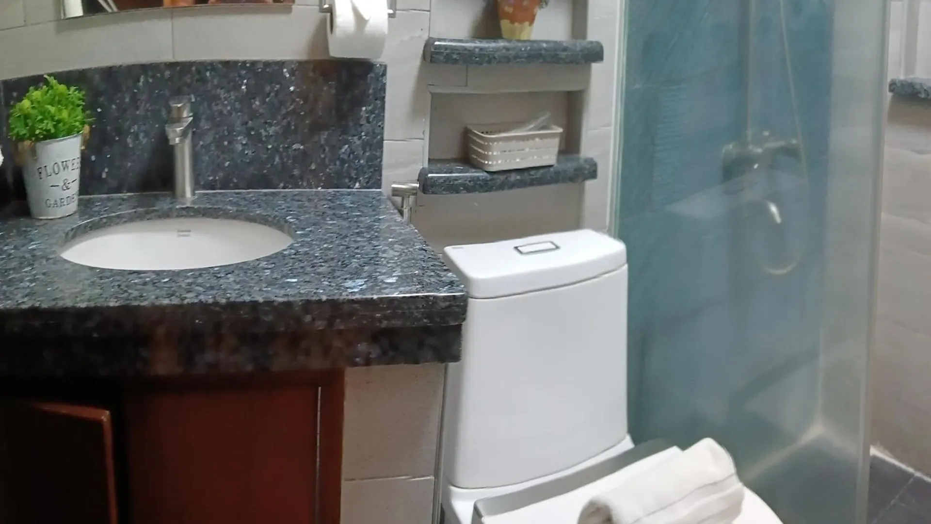 Jo Carter'S Hotel And Suites Angeles City