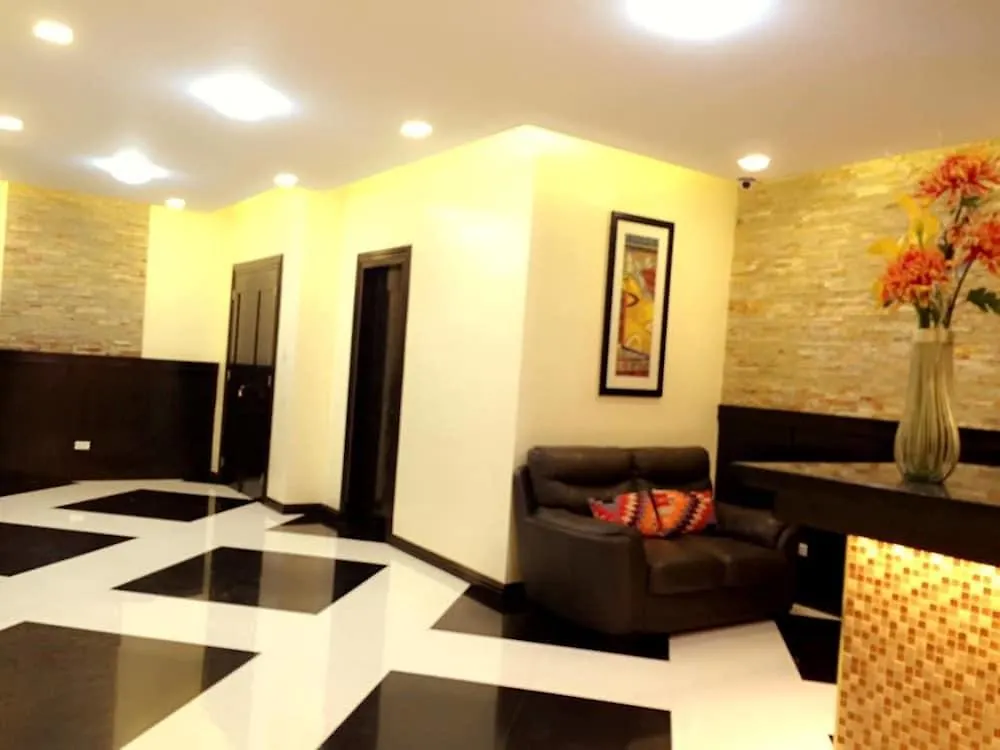 Jo Carter'S Hotel And Suites Angeles City