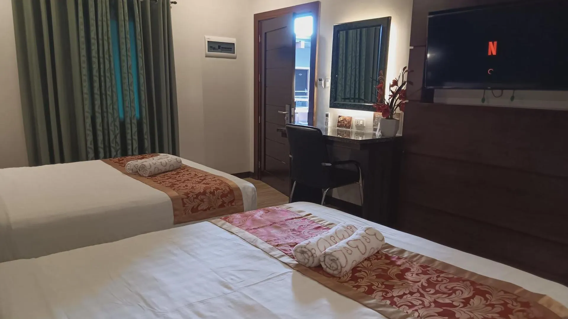 Jo Carter'S Hotel And Suites Angeles City
